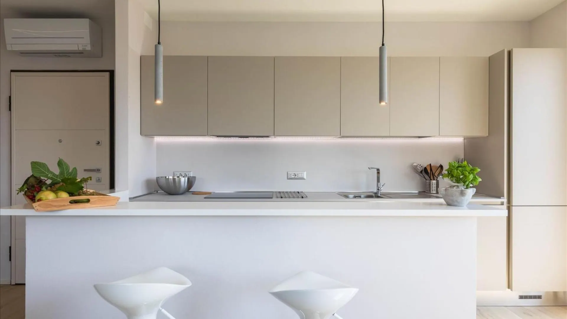 Luxury Apartments In Modern Villa Imperia
