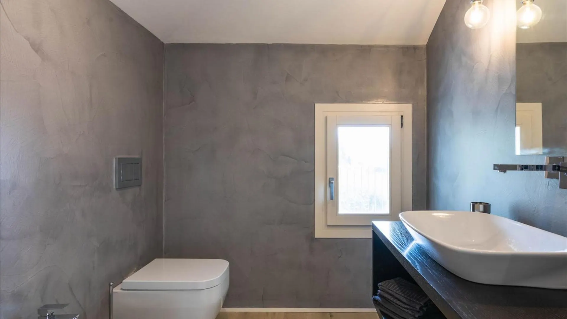 Luxury Apartments In Modern Villa Imperia