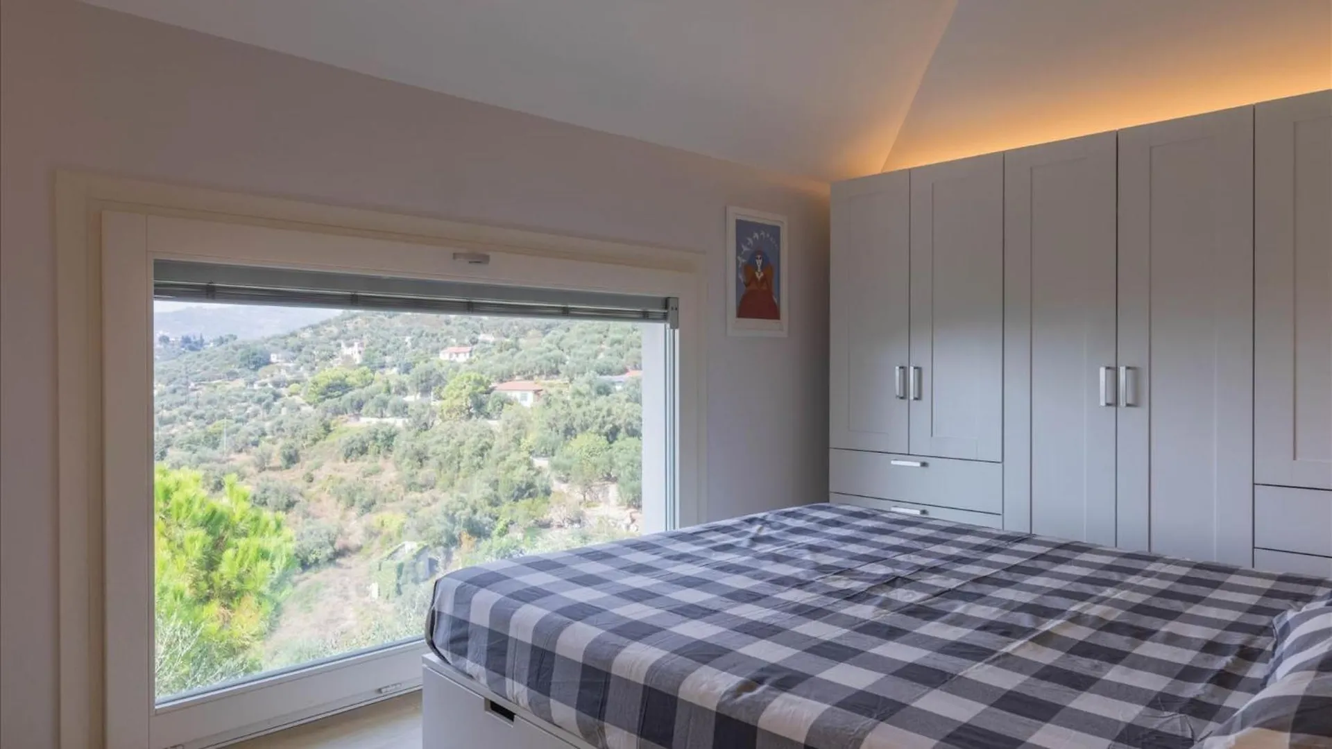 Luxury Apartments In Modern Villa Imperia
